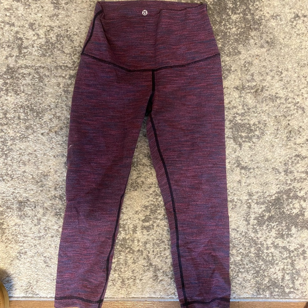 Purple cropped lulu leggings